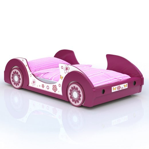 Lit pour enfants Voiture de sport de couleur rose.